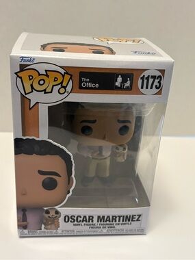 Funko Oscar Martinez Pop! Vinyl Figure - White, Cream, Black